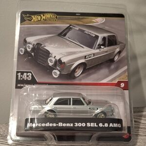 Hot Wheels Premium MERCEDES-BENZ 300 SEL 6.8 AMG Real Riders Scale 1:43 Diecast